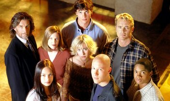 Smallville: criadores da série revelam o que mudariam na produção