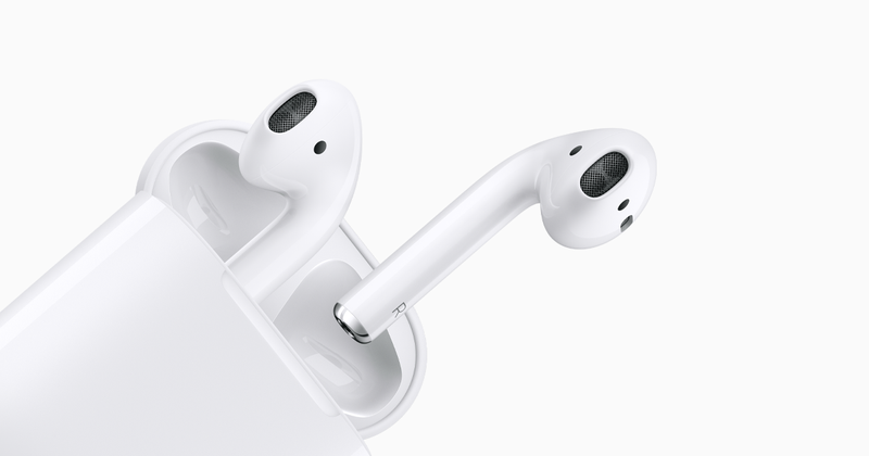 O AirPods Lite assumiria o posto de opção intermediária do AirPods de 2ª geração.