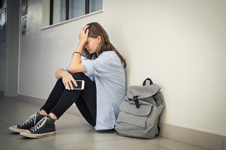 Isolamento social é um sintoma de depressão e/ou ansiedade