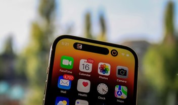 iPhone 14 Pro tem falha que faz tela mostrar faixas horizontais