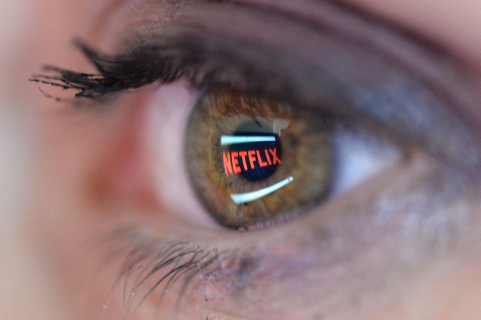 Clientes ameaçam deixar a Netflix, após cobrança por senha compartilhada