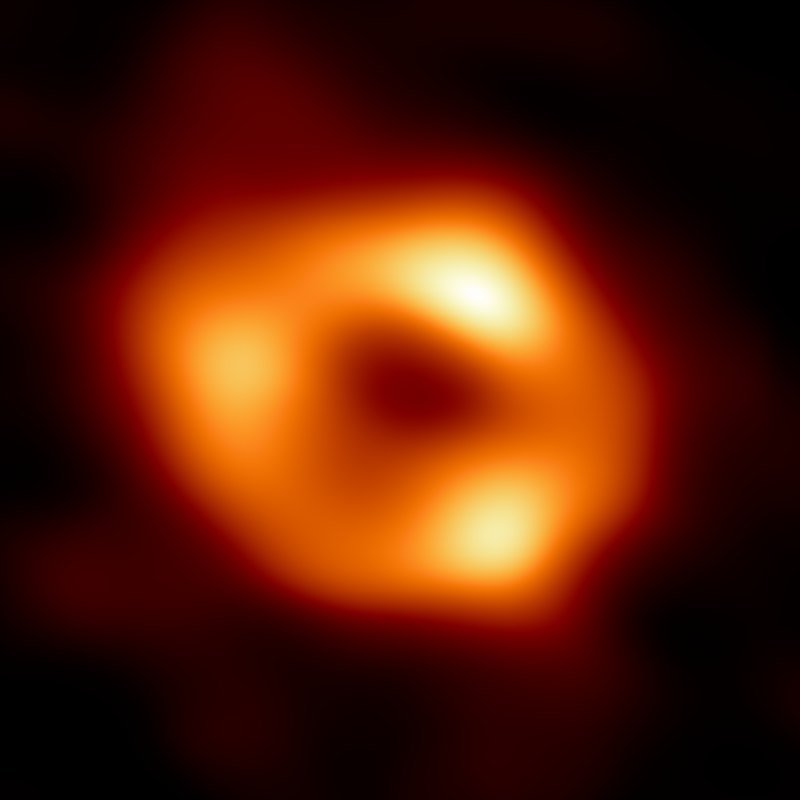 Imagem do buraco negro no centro da Via Láctea.