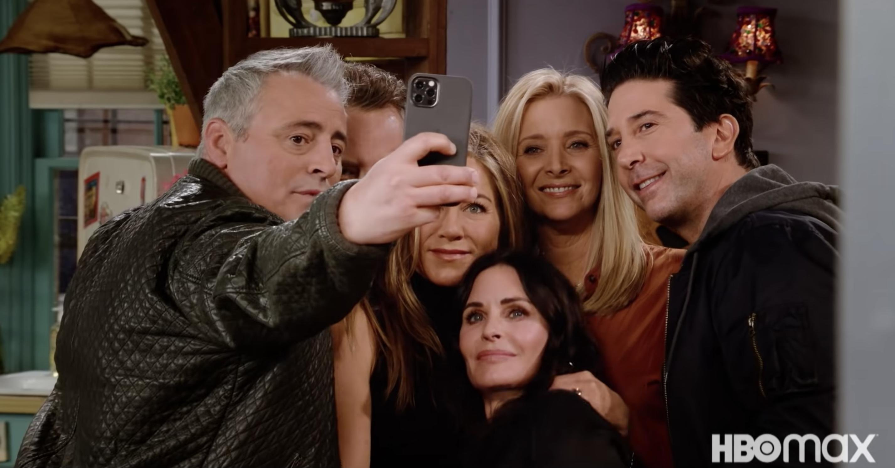 Em 2021, Friends ganhou um episódio especial no HBO Max chamado Friends: The Reunion, que juntou novamente o elenco principal da série.
