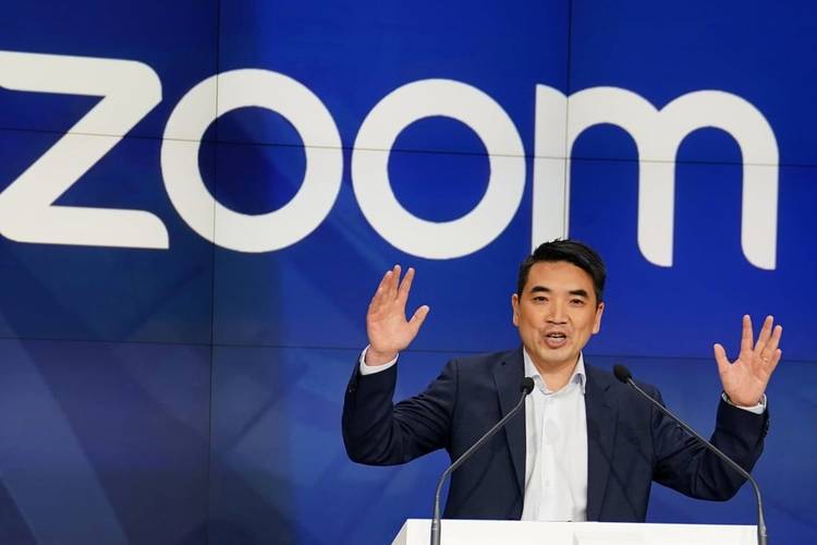 Além de Eric Yuan, outros líderes executivos terão os salários-base reduzidos em 20%.