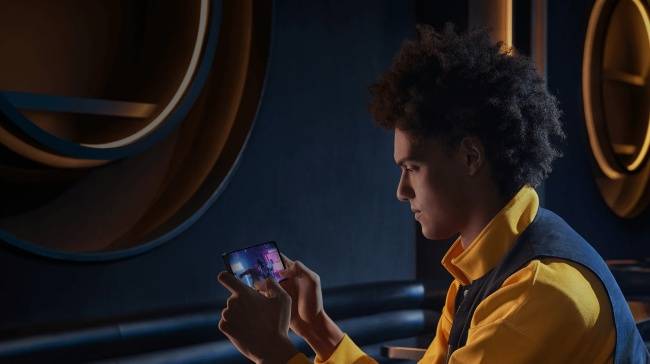 O Poco X5 Pro 5G pode ser usado para jogar.