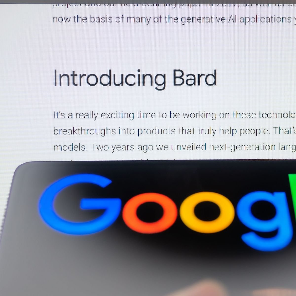 A pressa para lançar Bard AI resultou na queda nas ações do Google.