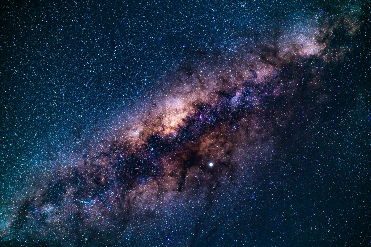 Imagem mostra seção da Via Láctea