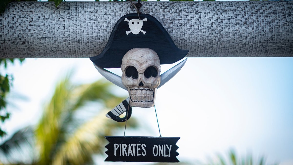 Apps de pirataria superam Netflix e HBO Max na Play Store - TecMundo