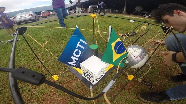 A premissa da OBSAT é mostrar a importância dos satélites nas vidas das pessoas.