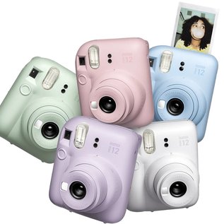 Imagem de Fujifilm lança nova câmera instantânea Instax Mini 12