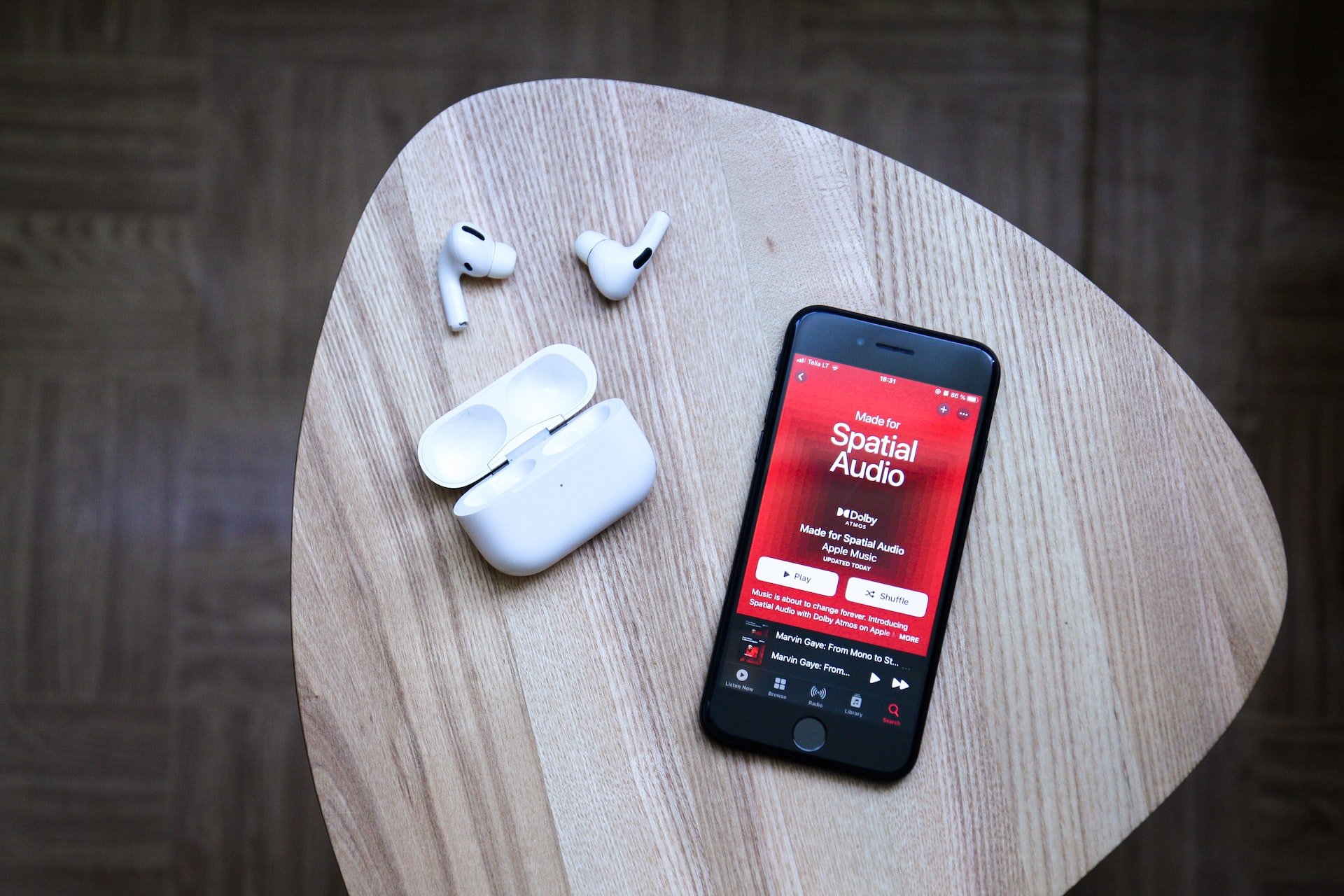 A Apple promete alta qualidade sonora para amantes de música clássica em novo app. (Fonte: Unsplash/Auguras Pipiras/Reprodução)