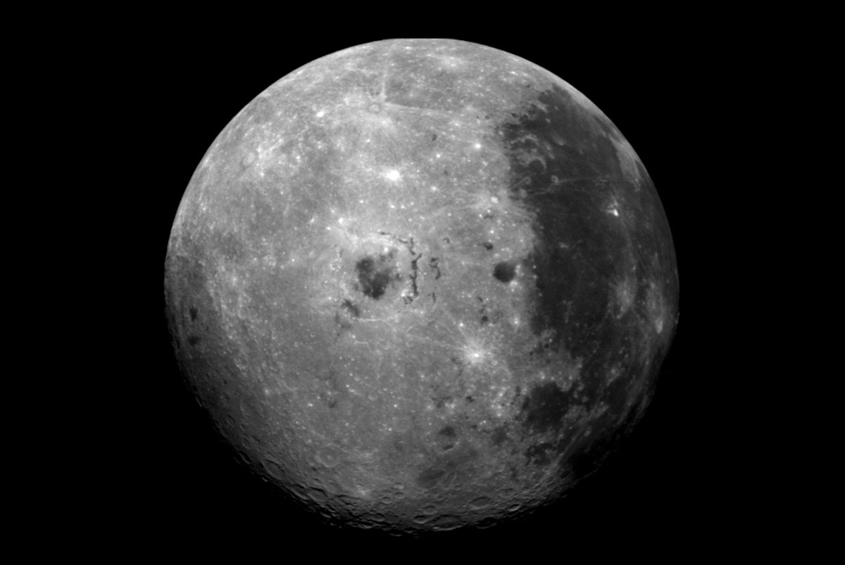 TecMundo no LinkedIn: Veja uma das fotos mais detalhadas da Lua feitas até  agora