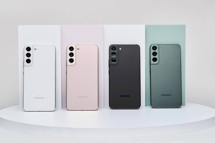 Os celulares Galaxy S22 estão vulneráveis a ataques sem interação dos usuários. (Fonte: Samsung/Divulgação)