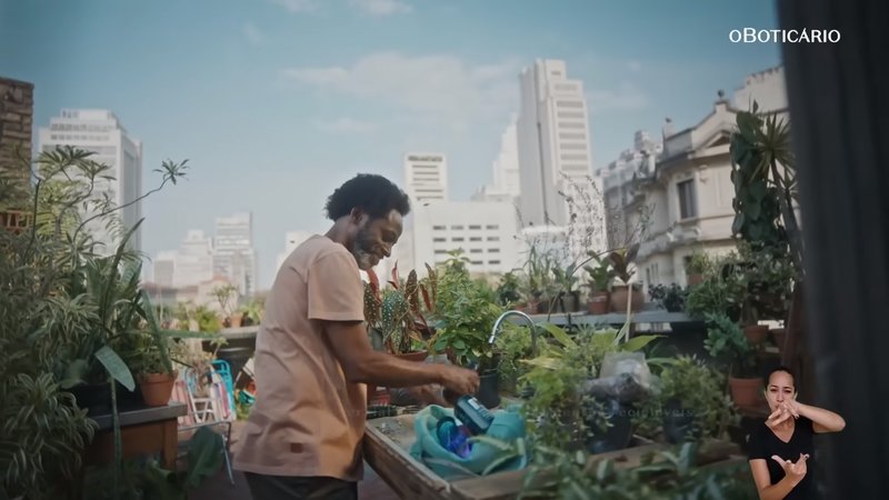 O Grupo Boticário tem uma meta de reciclar 150% do resíduos de seus produtos.