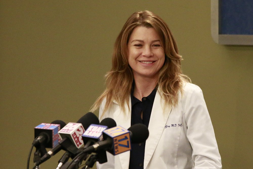 Ellen Pompeo se manterá como “narradora” de Grey’s Anatomy na 20ª temporada.
