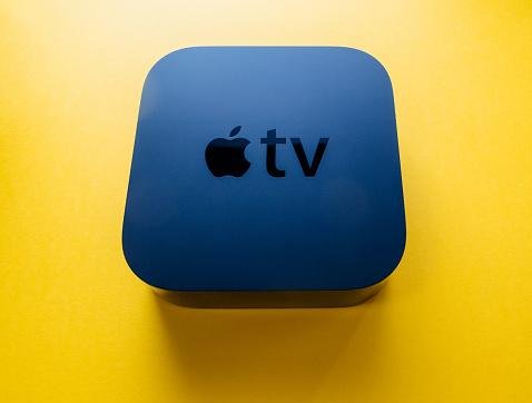 Sistema de compreensão de vídeo por inteligência artificial pode ser integrado à Apple TV+. (Fonte: GettyImages/Reprodução)