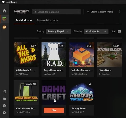 Com tudo devidamente instalado, você encontrará o mod dentro do CurseForge, agora com um botão de "Play". Basta clicar nele para jogar!