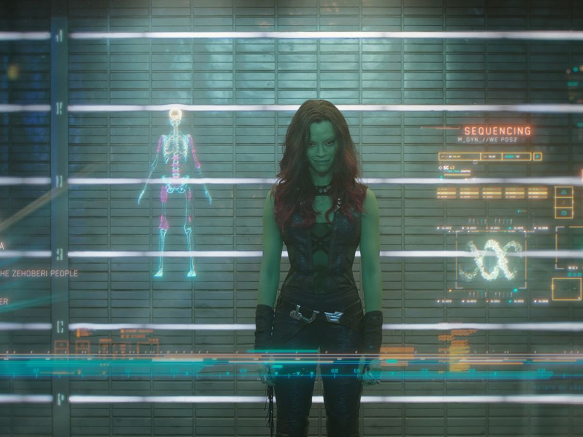 Gamora é interpretada por Zoe Saldana.