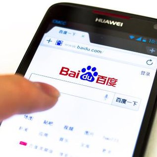 Imagem de Baidu processa a Apple por clones do chatbot Ernie na App Store