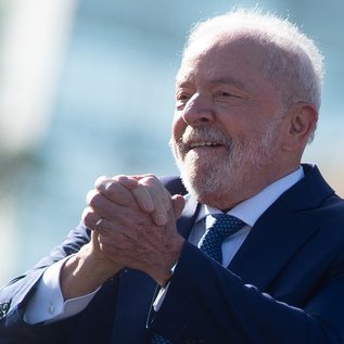 Imagem de Elon Musk, Lula e mais: Time revela lista de mais influentes em 2023