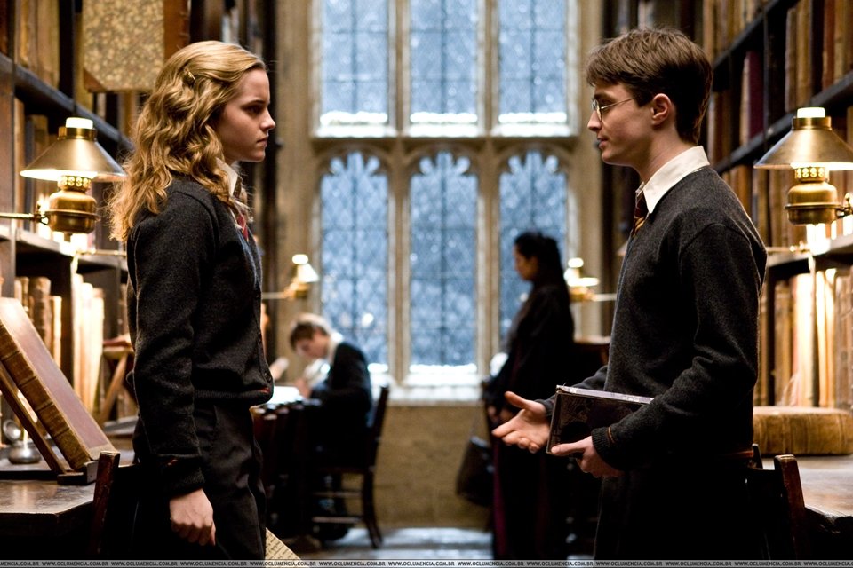 Ao longo da saga de Harry Potter, os protagonistas exploram diversos feitiços interessantes.