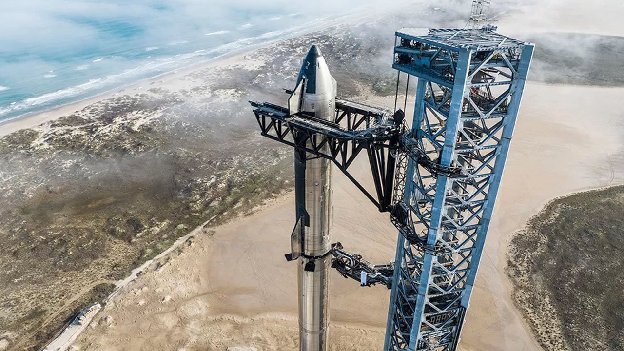 Seria a primeira vez que a SpaceX lançaria a versão completa do foguete Starship; os testes aconteceram na base da empresa, em Boca Chica, no Sul do Texas.