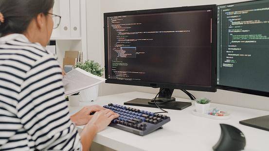Mesmo sendo freelancer, profissionais STEM podem conseguir um visto de trabalho em países como Estados Unidos