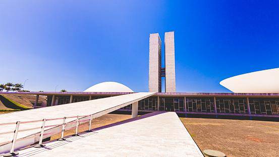 O salário mínimo de 2024 foi fixado em R$ 1.389.
