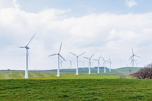 Conforme explica a Abeeólica, um parque em terra com potência instalada de 30 MW pode custar cerca de 210 milhões.