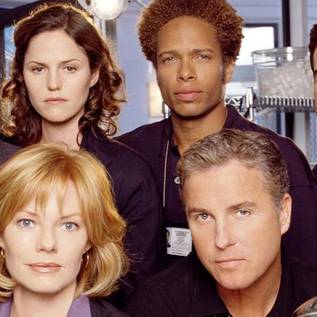 Imagem de CSI: onde assistir todas as temporadas online no streaming