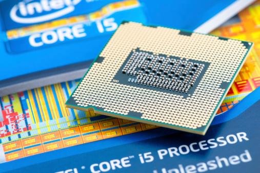 Intel deve fechar outras divisões para se concentrar na produção de chips.