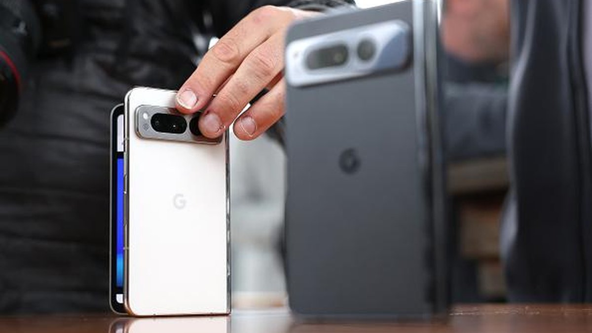 Pixel Fold é revelado como celular mais fino do Google - TecMundo