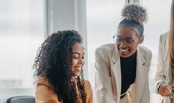 Brasil participará de teste para jornada de 4 dias de trabalho - TecMundo