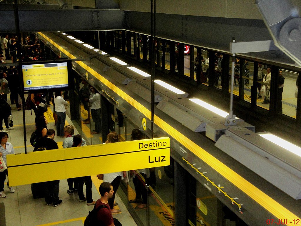 Os trens da Linha 4 do Metrô de São Paulo é equipado com tecnologia de direção autônoma