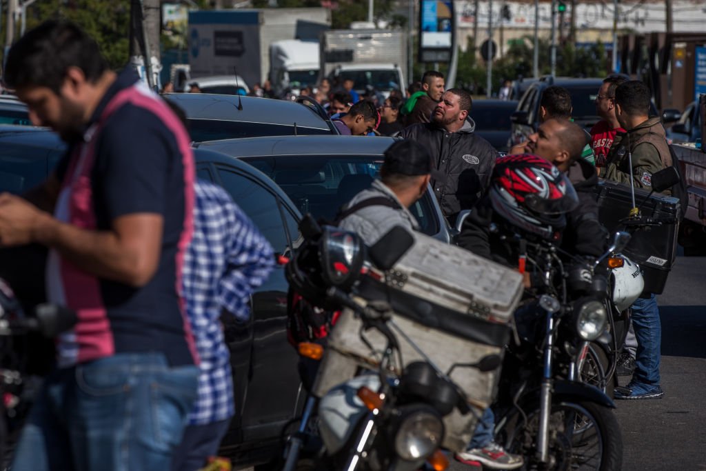 Moto Uber São Paulo 24hrs