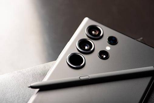 O Samsung Galaxy S23 deve ser o primeiro aparelho da marca sul-coreana a receber o sistema operacional One UI 6.0.
