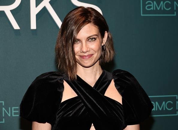 Lauren Cohan ficou conhecida pelos filmes Boneco do Mal (2016) e 22 Milhas (2018).