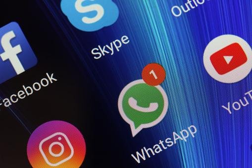 Tanto Android 12 como o 13 são afetados pelo bug no WhatsApp.