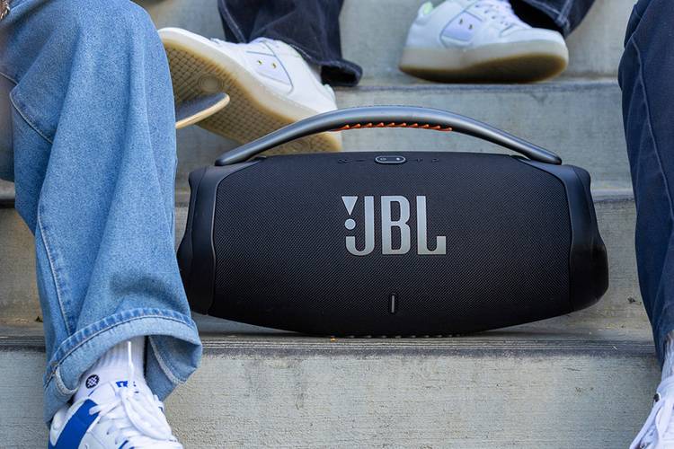 Um dos maiores diferenciais da Boombox 3 é a versão Bluetooth 5.3