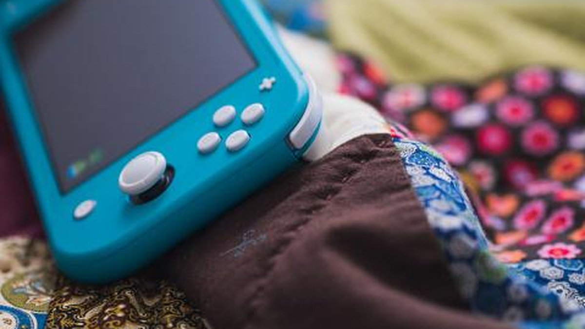 Nintendo Switch Lite Cinza KaBuM