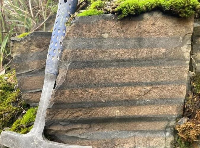 Rocha sedimentar de 600 milhões de anos.
