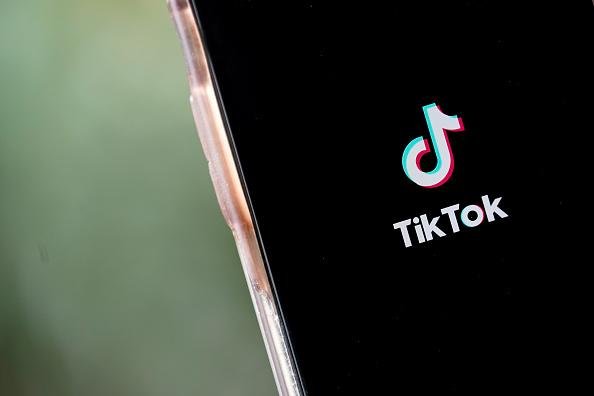 Assim como outros apps, o TikTok possui uma versão voltada para celulares com menos recursos