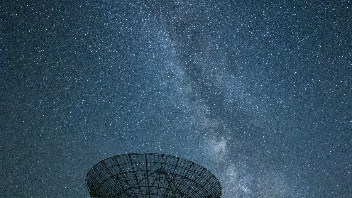 AstroMiniBR: o Sistema Solar no infravermelho! - TecMundo