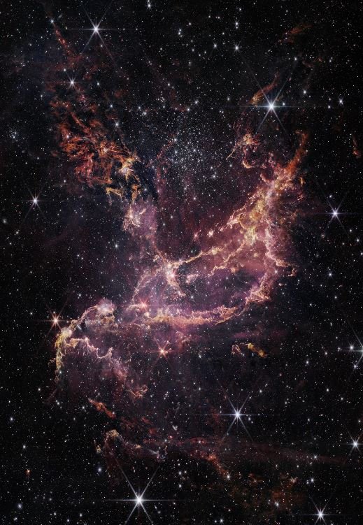 NGC 346 fica localizada a sete mil anos-luz de distância da Terra.