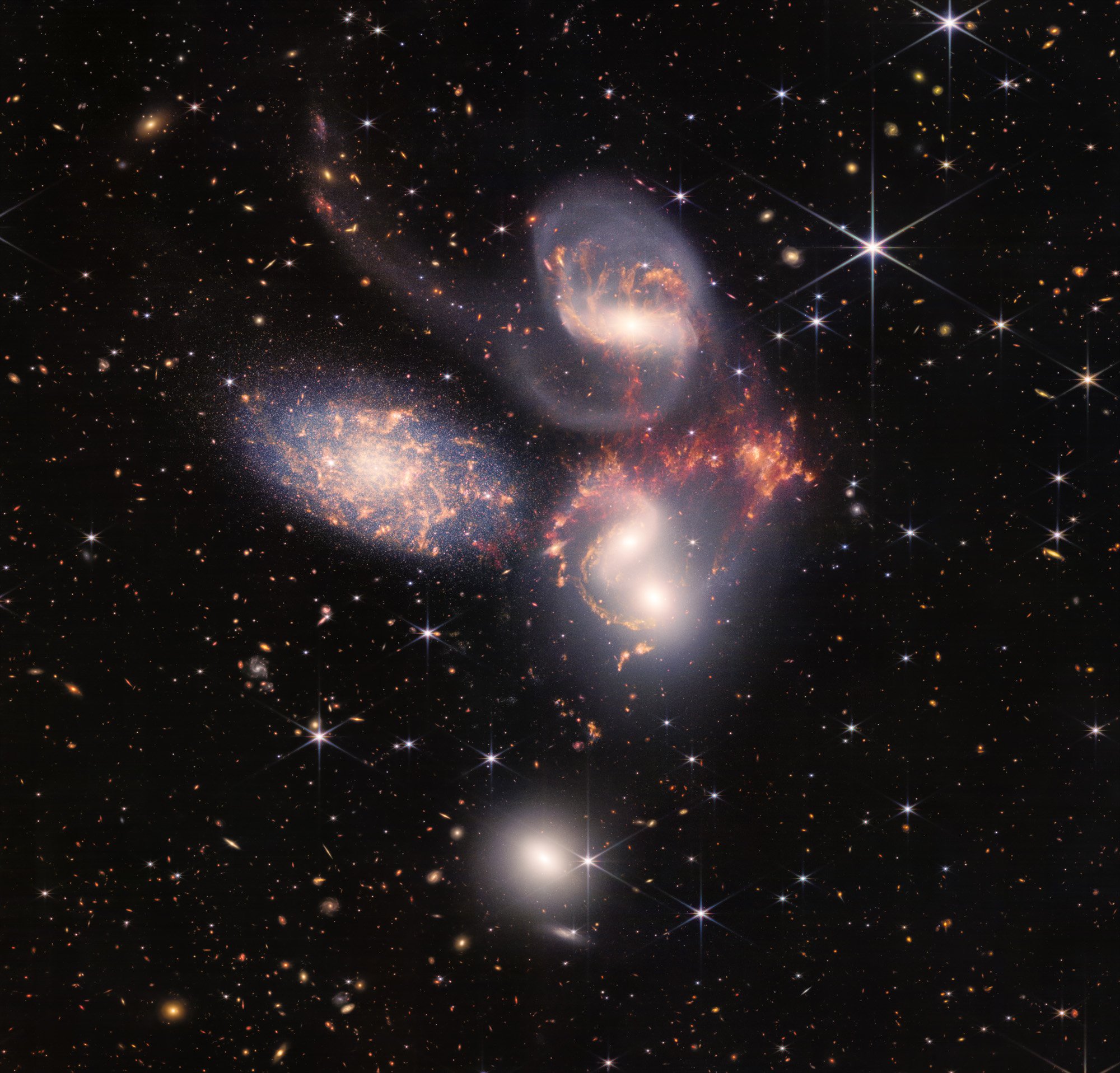 Quinteto de Stephan, fotografado pelo telescópio James Webb em 2022.