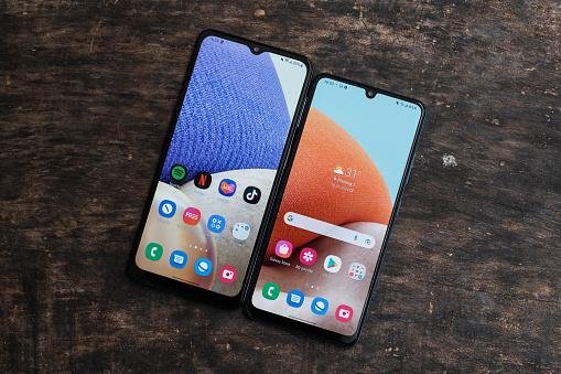 Comparativo Galaxy A14 vs realme C55: qual o melhor celular de entrada?