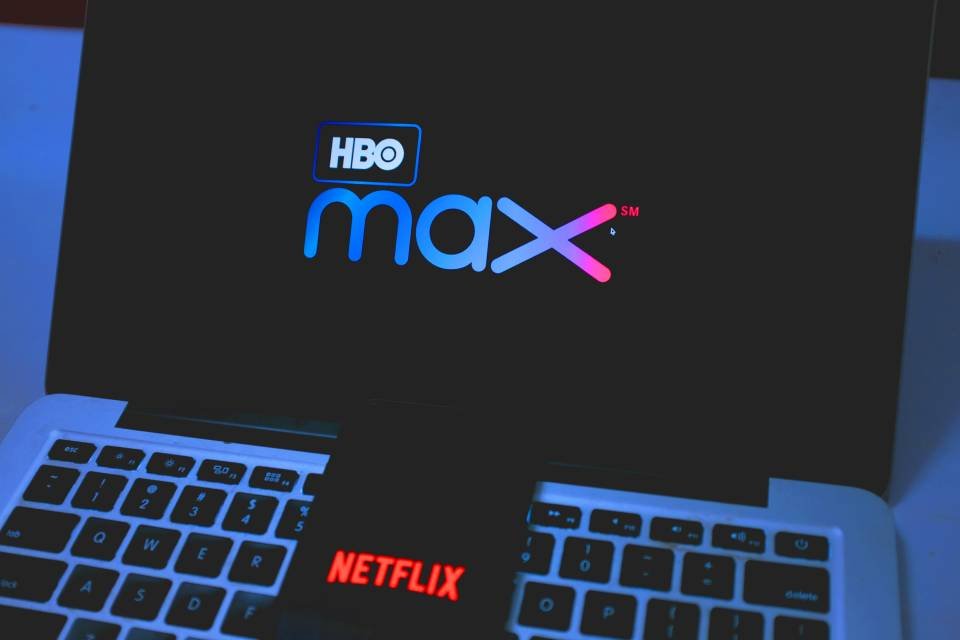 HBO Go, nova concorrente da Netflix no Brasil, pode estar infringindo a lei  - Olhar Digital