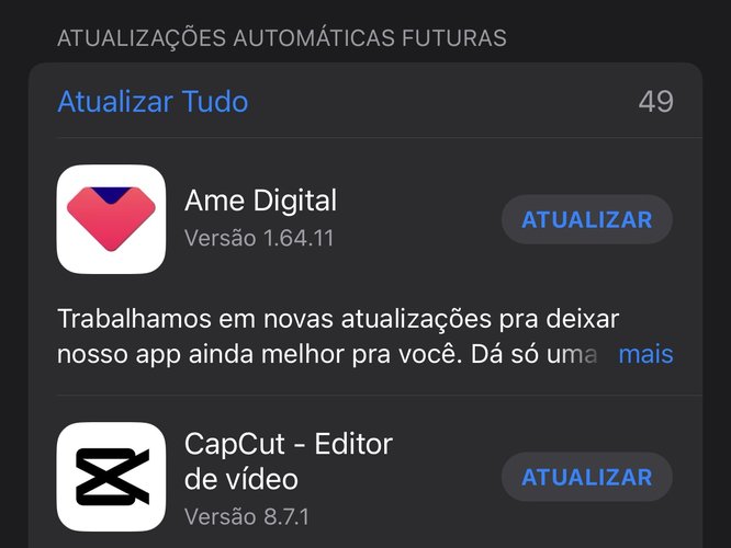 É preciso deslizar a tela para que a lista de apps a serem atualizados seja apresentada