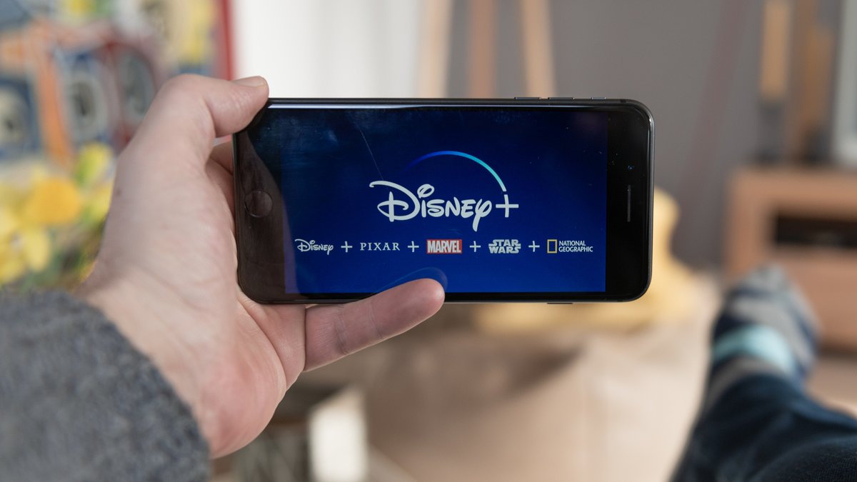 Os 7 filmes de romance para curtir no Disney+