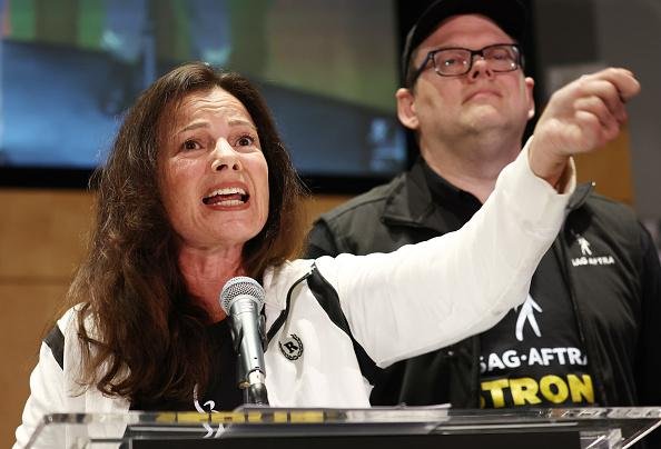 Fran Drescher, atriz e presidente do SAG-AFTRA, fez duras críticas às propostas dos estúdios.